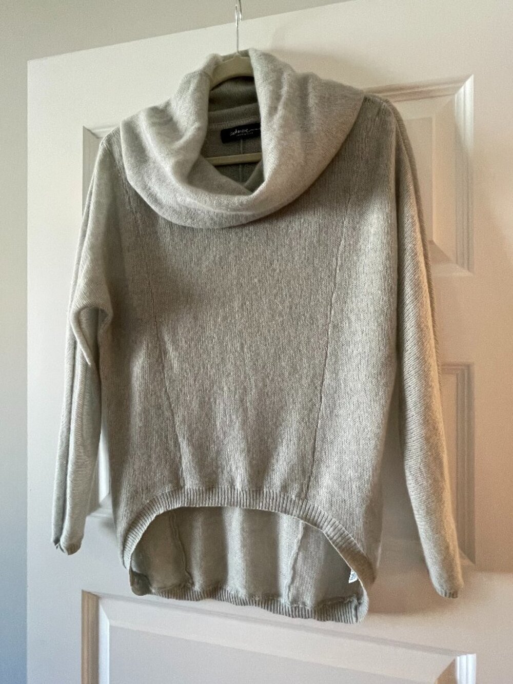 Saks Fifth Avenue 100% Cashmere Cowl Neck High Low Sweater Gray XS